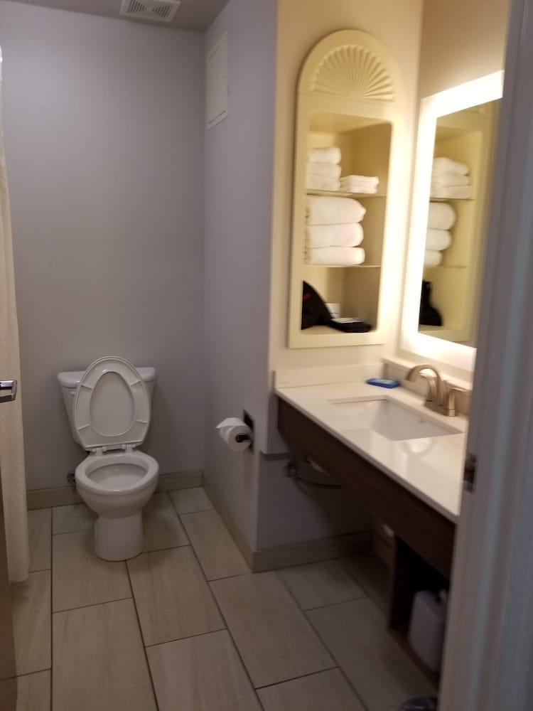 Holiday Inn Express Hotel & Suites Louisville South-Hillview, An Ihg Hotel מראה חיצוני תמונה