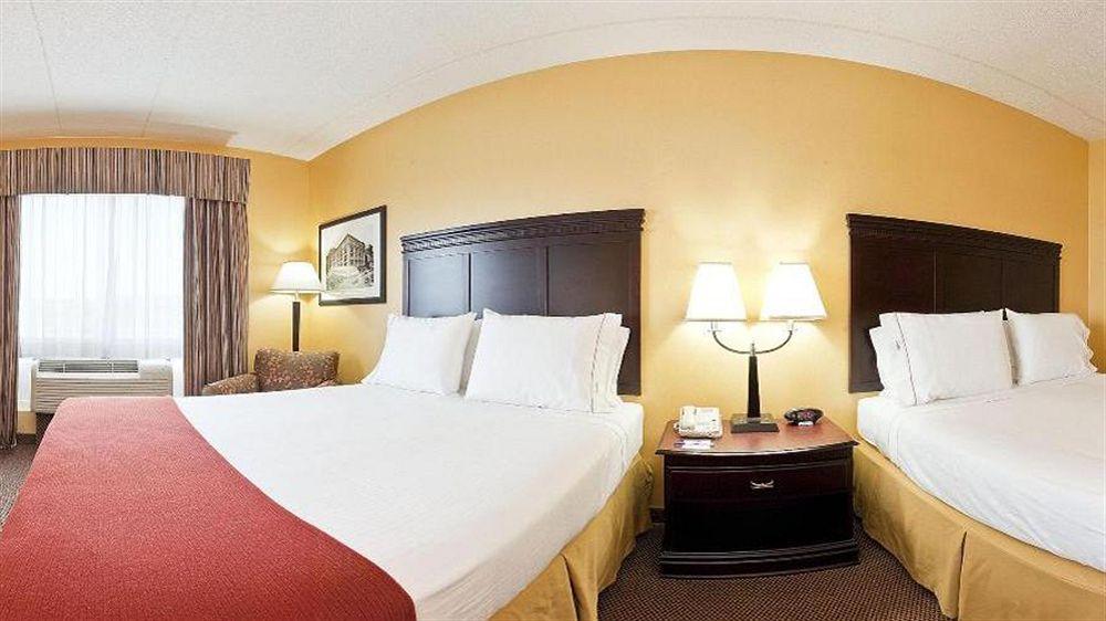 Holiday Inn Express Hotel & Suites Louisville South-Hillview, An Ihg Hotel מראה חיצוני תמונה